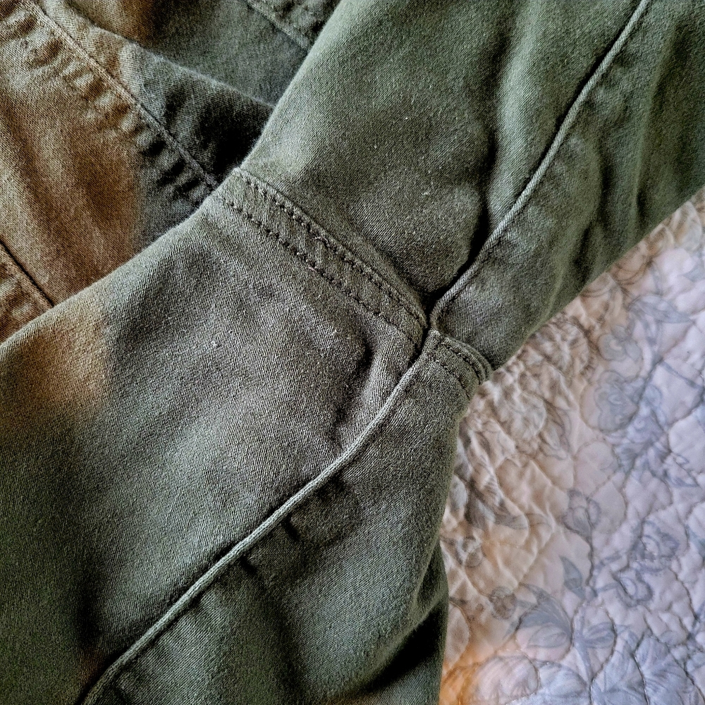 2 pairs of super stretchy Jeggings. Sold together. - Picture 11 of 13